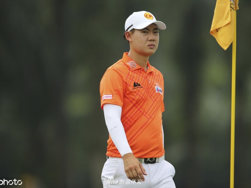 暴雨雷电中的绝地反击 亨德加洞赛捧杯马来亚银行锦标赛