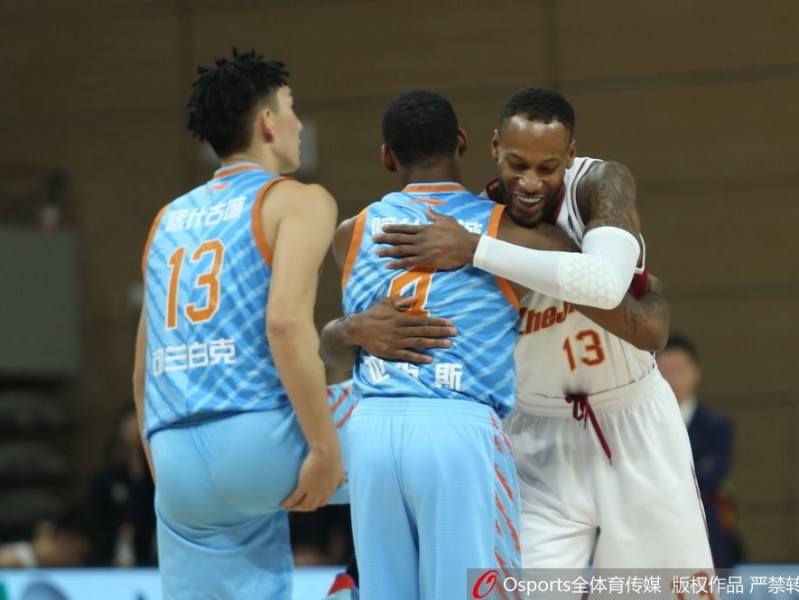 浙江主场力克新疆拿下关键胜利 全队多点开花