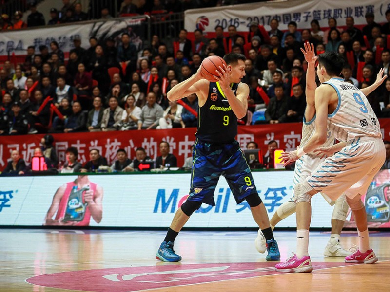 疆粤大战巅峰决，新王登基破魔咒——回顾2017CBA总决赛