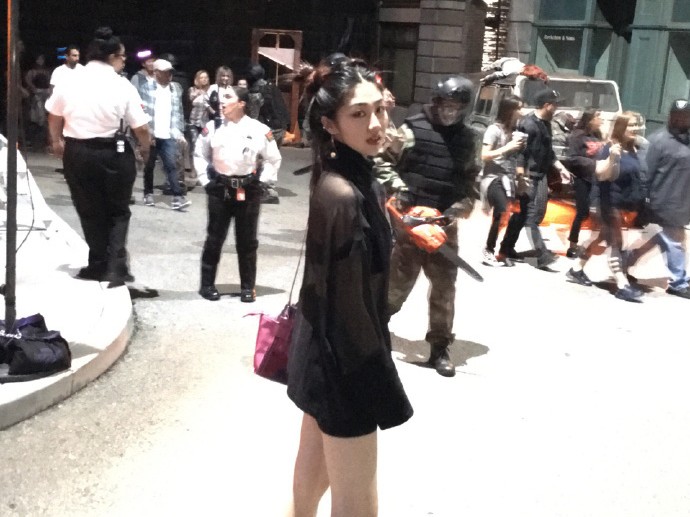 王仕鹏与爱妻李跑的甜蜜日常，神仙眷侣羡煞旁人