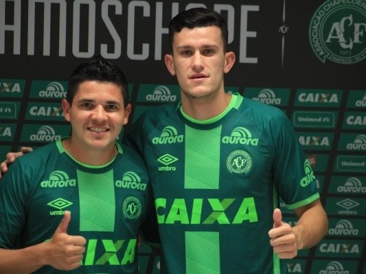 巴伊亚3-0碾压沙佩科恩斯，新帅首秀旗开得胜