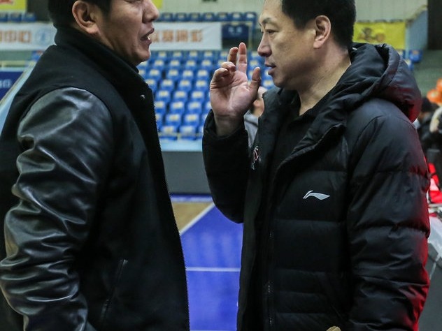 李春江亲临督战，广厦青年军静待季后赛硝烟