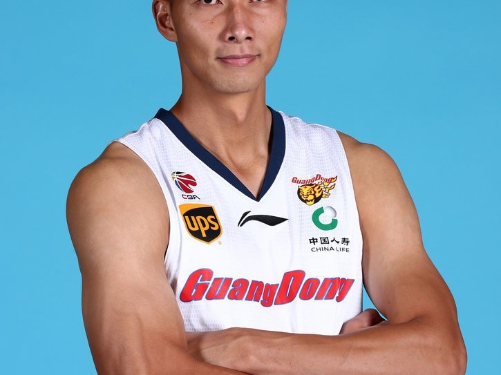 南粤烽火聚鹏城，易建联赵睿领衔群星闪耀2018全明星周末