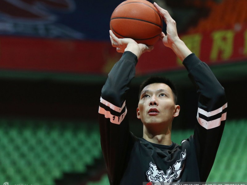 易建联指导特训，广东男篮全运热身场内场外全纪录