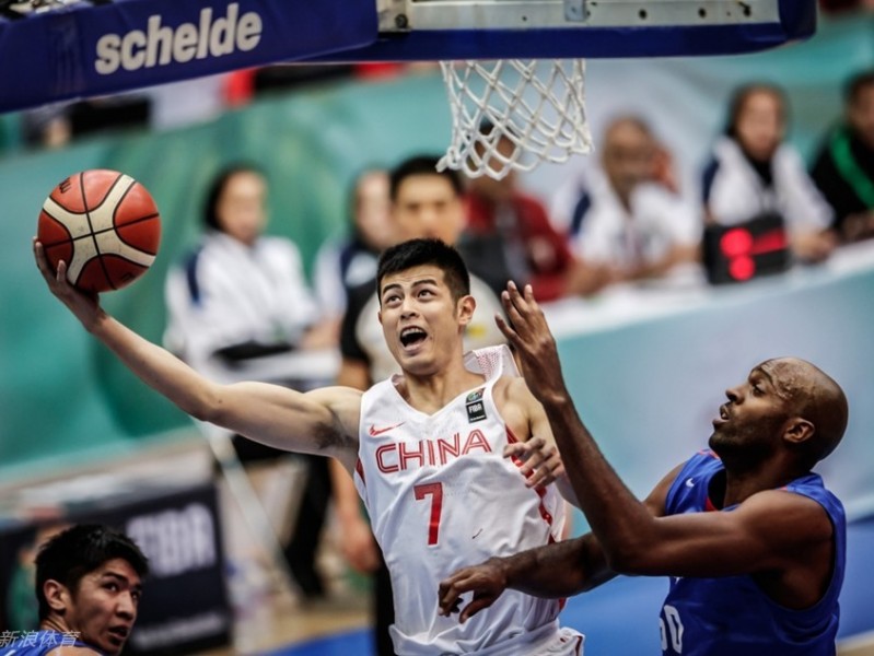 男篮亚洲挑战赛激战德黑兰 胡金秋制霸内线率队险胜中华台北