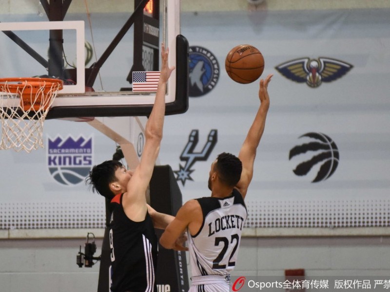 周琦夏联防守端遮天蔽日，积极拼抢显篮下统治力