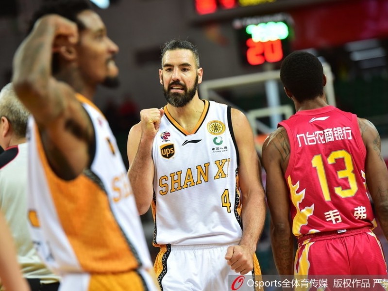 三晋故地逢旧将 狂攻破五连阴 东北虎客场遭重创