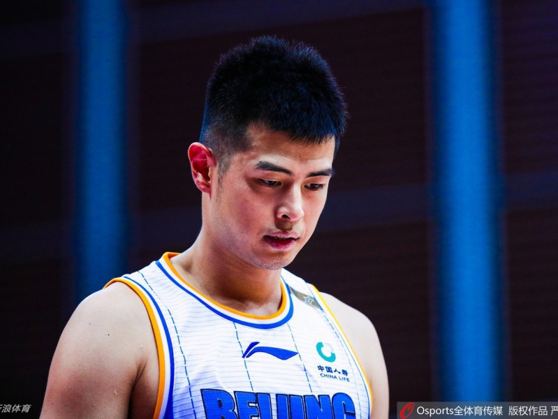 浙江青春风暴席卷京城 团队篮球斩落豪华之师