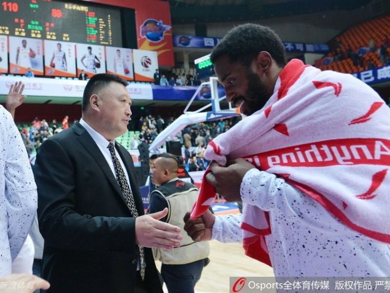 蜀地篮球荣耀之夜：从总冠军戒指到新赛季的霸气启航