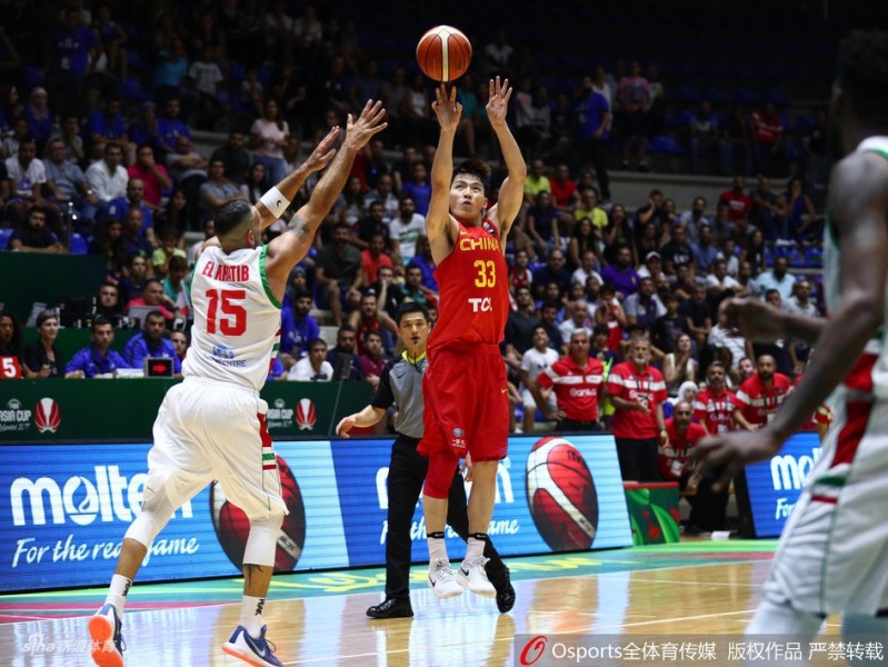 亚洲杯传奇落幕：男篮蓝队一分险胜，老将哈提布告别战憾负