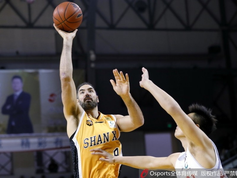 东北虎主场一分惜败，山西惊险带走胜利