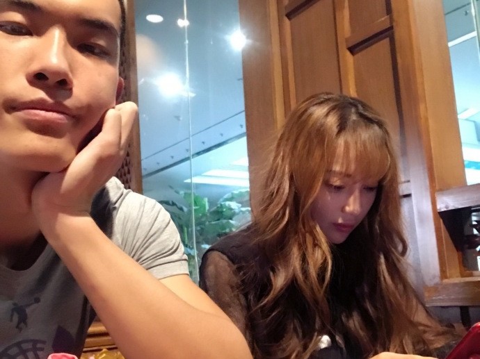 北大骄子情定翻版Angelababy 郭凯甜蜜公开恋情