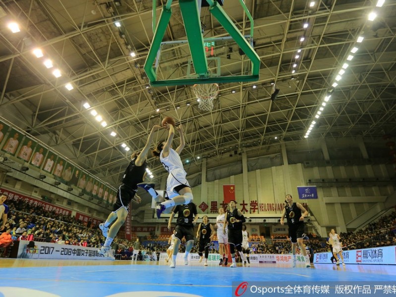 纪妍岩率大庆农商信女篮力克山东，主场收官战锁定季后赛席位