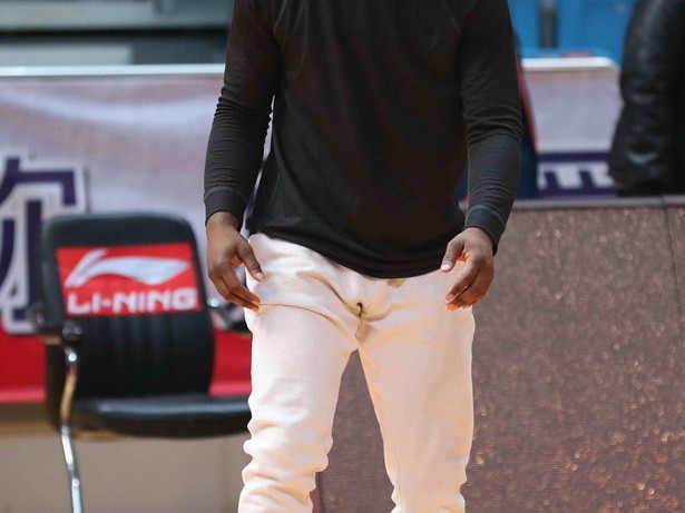 浙江稠州男篮夏训蓄力 全情投入备战新赛季