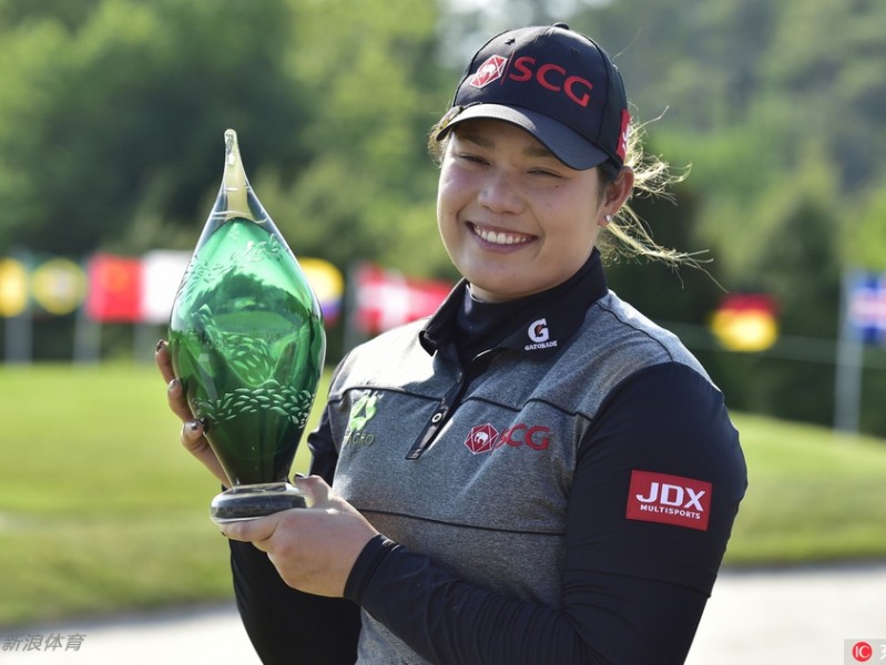 新科世界第一阿瑞雅逆转夺冠 汤普森加洞惜败泪洒果岭