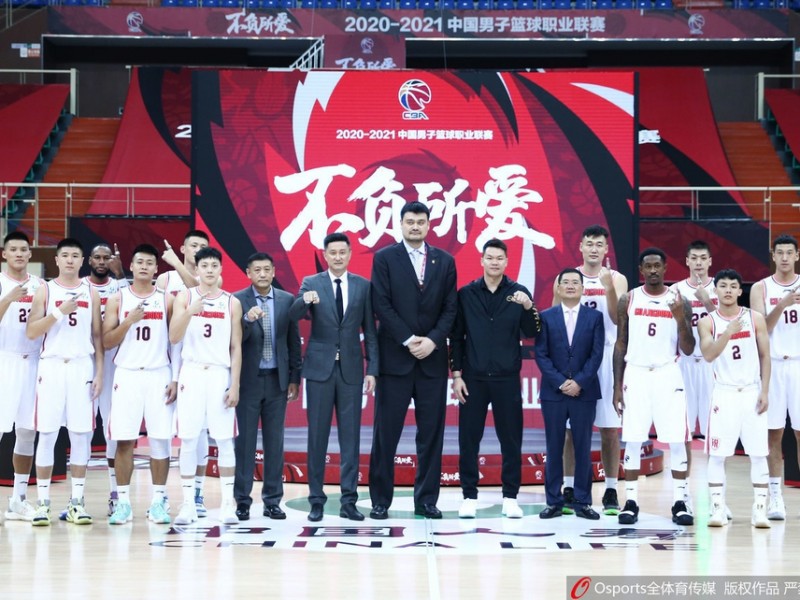 十冠荣耀夜与青春风暴