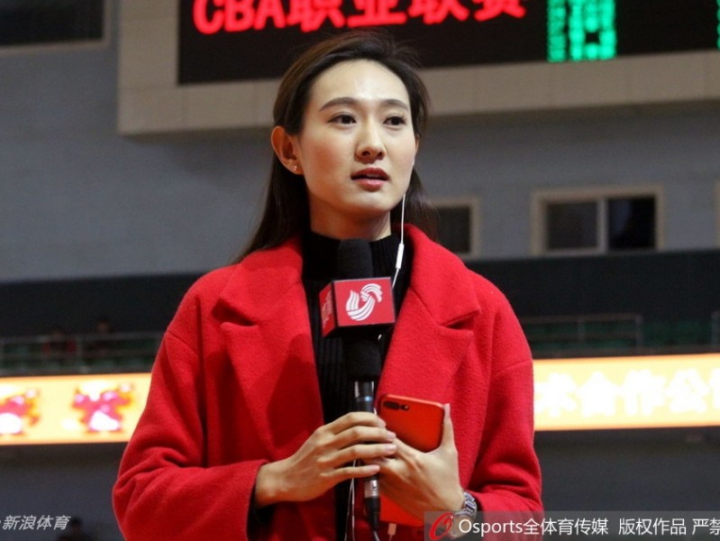 齐鲁大地最美风景线：记山东主场那些令人难忘的美女记者