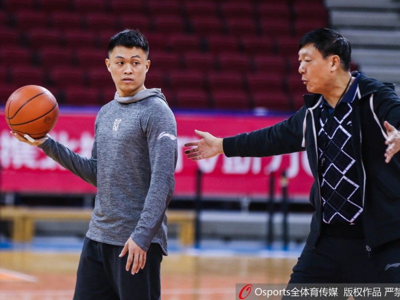 西热力江的沉思时刻：铁血悍将的赛场内外