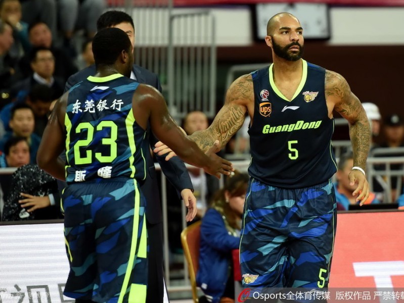 铁血华南虎：属于广东宏远的冠军拼图与燃情岁月