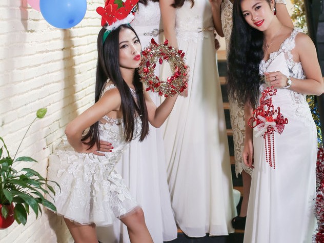 圣诞童话：深圳炫舞团拉拉队的唯美节日颂歌