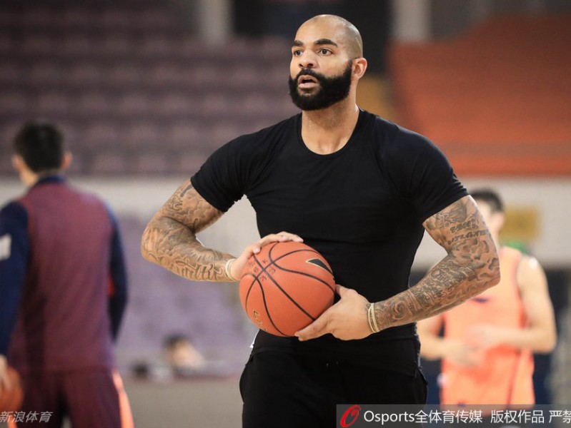 热血南粤：回看广东宏远的2016-2017赛季峥嵘岁月