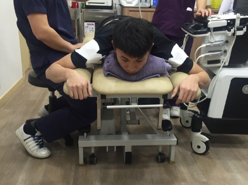 刘晓宇赴港“返厂维修”：腰伤下的坚韧与等待